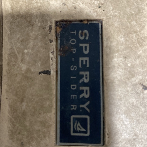 Women’s Gray Sperry Topsiders - Picture 2 of 3